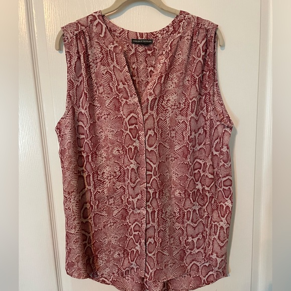 Chelsea & Theodore Tops - Chelsea & Theodore Red Snake Print Sleeveless Blouse